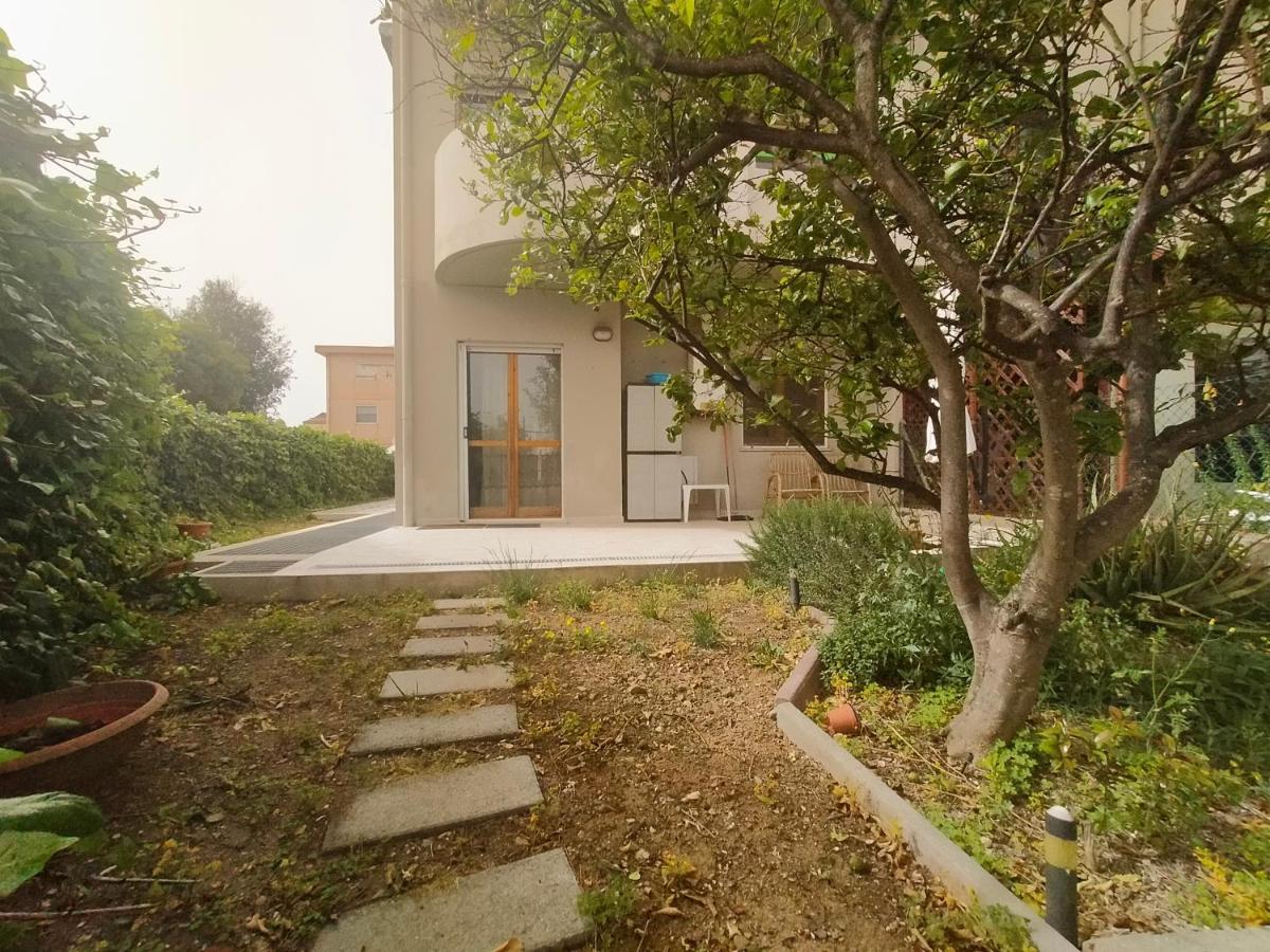 Apartment In Sardinia Decimomannu 外观 照片